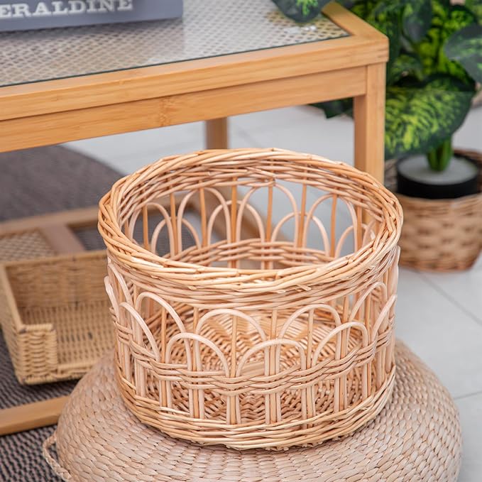 Round Wicker Basket, Woven Hollow Willow Storage Basket for Decoration Organizing Shelves