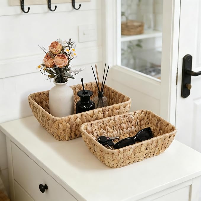 Small Wicker Baskets Set of 2, Hand Woven Water Hyacinth Basket 2 Pack