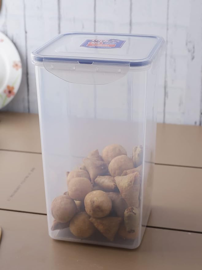 LOCK & LOCK Easy Essentials Food lids/Pantry Storage/Airtight containers, BPA Free, Square-16.9 Cup-for Chips, Clear (Pack of 3)