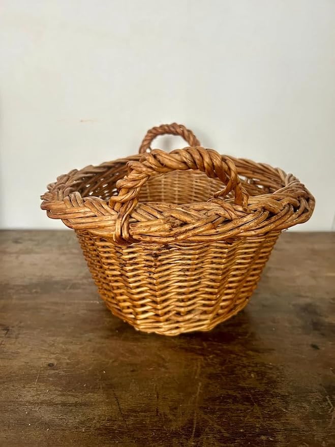 Handwoven Wicker Storage Basket with Handles, Rustic Farmhouse Decorative Basket, Natural Brown Woven Basket for Kitchen Pantry Bathroom Bedroom, Multipurpose Organizer Basket