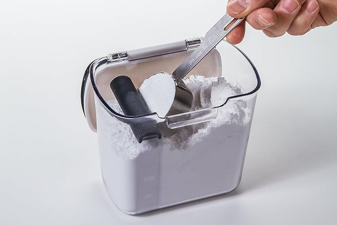 ProKeeper 1 Quart Airtight Powdered Sugar Storage Container – Grey, BPA-Free Plastic | Includes a Dusting and Measuring Spoon and Leveling Bar, Holds Up To 1lb Bag of Powdered Sugar, BPA-Free and Dishwasher Safe
