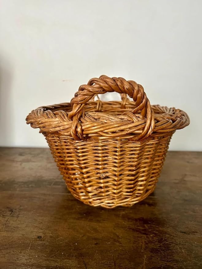 Handwoven Wicker Storage Basket with Handles, Rustic Farmhouse Decorative Basket, Natural Brown Woven Basket for Kitchen Pantry Bathroom Bedroom, Multipurpose Organizer Basket