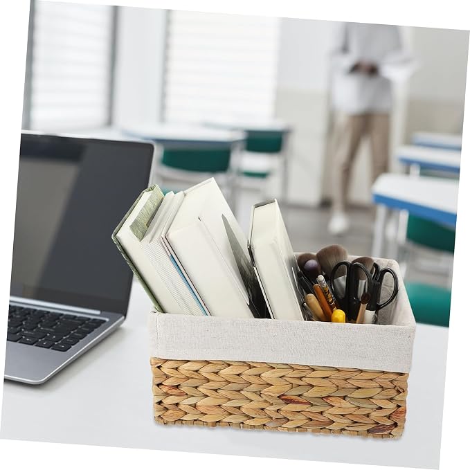 PRETYZOOM Rattan Basket Straw Woven Design Multi-purpose Storage Basket for Closets Living Room Kitchen