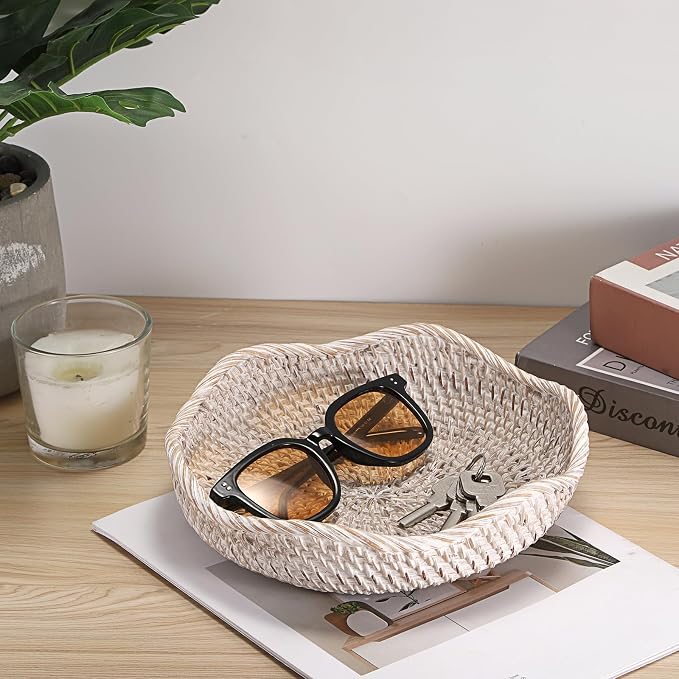 Hipiwe Decorative Key Tray Rattan Storage Bowl Food Serving Basket for Fruit Bread Candy Handwoven Basket Tray for Entryway Table Kitchen, Whitewash 8.5 Inch