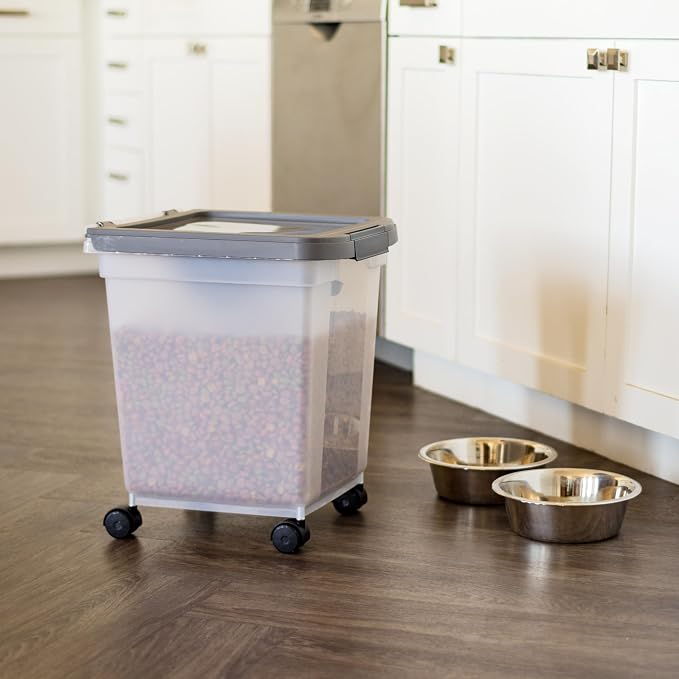 IRIS USA Dog Food Storage Container, Up to 25 lbs, White, Made in USA | Includes 2-Cup Scoop & Wheels, Airtight Seal, BPA-Free, Bird Seed, Cat food, Chicken Feed, Treats, Keeps Kibble Fresh