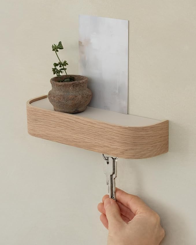 Kazai. Key Holder 'Toke' | Minimalist Key Hook Design from Berlin | Modern Key Holder Wall Mount with Wooden Shelf | Key Rack for Wall as Entryway Organizer | Oak, White
