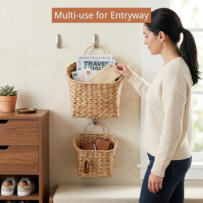Coeusy Set of 2 Hanging Basket, Wicker Wall Basket for Door,Mail,Flower,Planters, Natural Water Hyacinth Storage Basket for Garden Farmhouse Home Decor