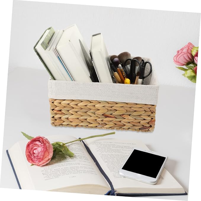 PRETYZOOM Rattan Basket Straw Woven Design Multi-purpose Storage Basket for Closets Living Room Kitchen