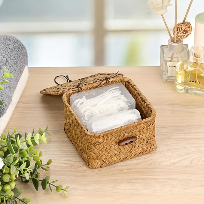 Hipiwe Handwoven Seagrass Basket Decorative Shelf Basket with Lid Mini Square Wicker Storage Box, Caramel Color, 4.7" x 4.7" x 3"