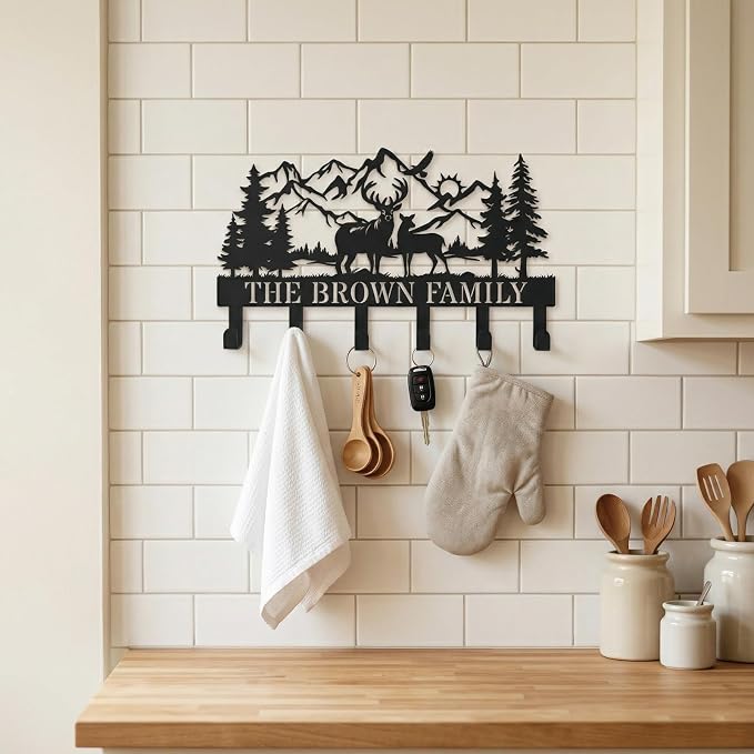 Personalization Deer Mountain Metal Key Holder custom Wall Mount Key Holder for Wall Rustic Cabin Decor Key Rack Hooks Hanger Woodland Wildlife Wall Art Entryway Organizer Housewarming Hunting Gifts
