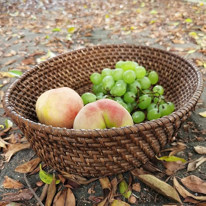 14 Inch Oval Rattan Basket, Handmade Wicker Serving Basket Tray with 3.5 Inch Raised Sides, Large Rattan Fruit Bowl, Coffee Table Décor for Bread, Snack, Makeup, Valet, Odds and Ends, L, Brown
