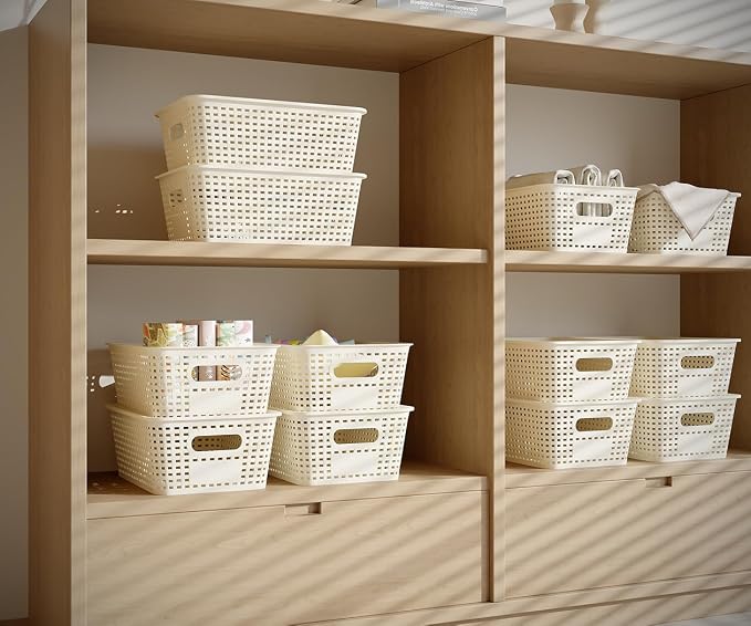 Resze 6 Pack Plastic Breathable Storage Baskets with Lids, White | Organizer Bins& Containers for Pantry, Desktops, Cabinet, Closet, Offices Organization Toys, Space Saving, Easy-Carry Handles