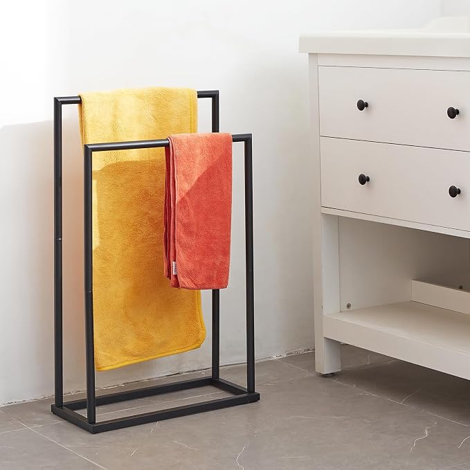 Free Standing Towel Rack, 2 Tier Towel Racks for Bathroom, Modern Outdoor Towel Drying Rack for Poolside, Black, DECLUTTR