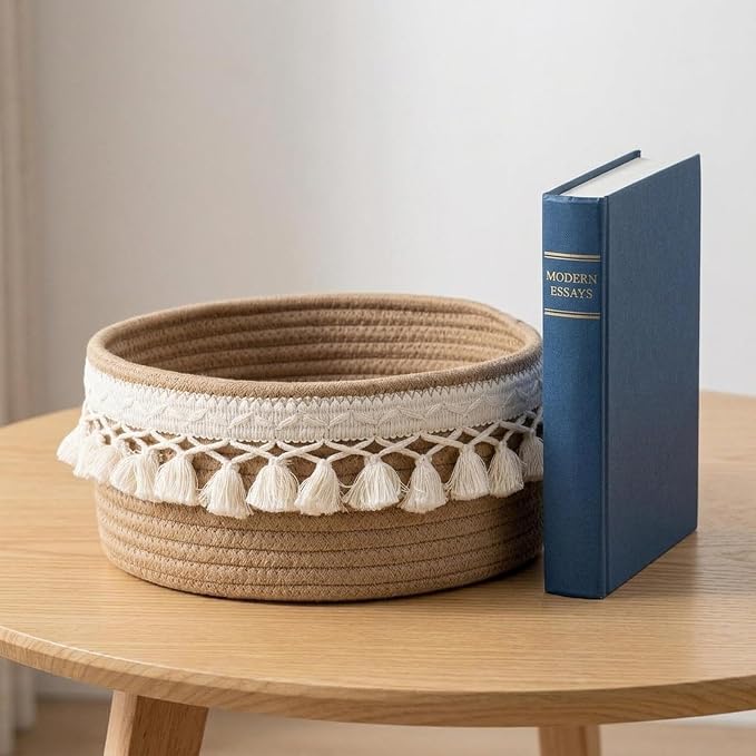 predolo Sundries Storage Basket Rope Handwoven Decorative Organizer Multipurpose Basket Suitable for Living Room Bedside Table Pantry, L 25cmx25cmx12cm