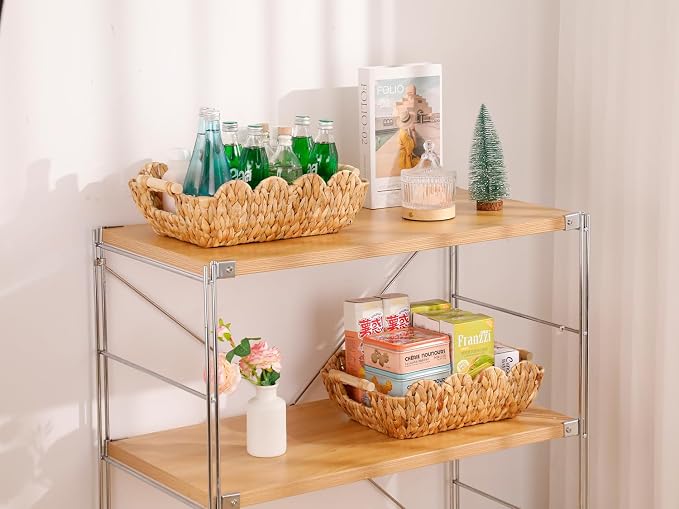 Coeusy Gift Basket, Cute Wicker Basket for Gifts, Scalloped Woven Water Hyacinth Storage Basket with Wooden Handles for Snack, Display, Shelves, 2 Pack