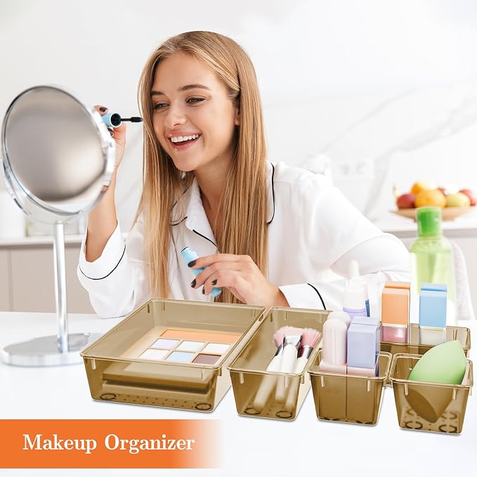 SpaceHacks 25 PCS Plastic Drawer Organizer Set, 4-Size Versatile Organizer Trays & storage Bins for Makeup, Jewelry, and Gadgets in Bathroom, Bedroom and Office,Champagne