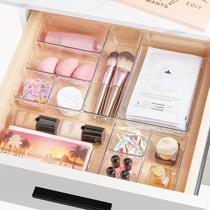 Vtopmart 15 PCS Clear Plastic Drawer Organizers Set, Vanity Organizer Trays | 4-Size Versatile Makeup Organizer, Non-Slip Storage Containers for Makeup, Jewelries, Bedroom，Kitchen Utensils and Office