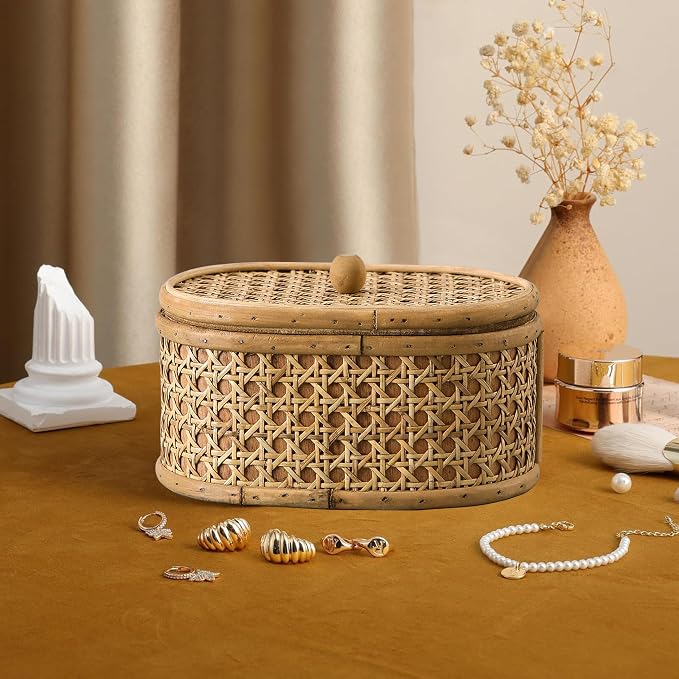 SOFE Rattan Decorative Box with Lid, Small Oval Box for Storage, Hand-Woven Display Boxes for Organizing Jewelry, Candies, Snacks, Keys, Farmhouse & Boho & Modern Home Decor, Dresser Decor