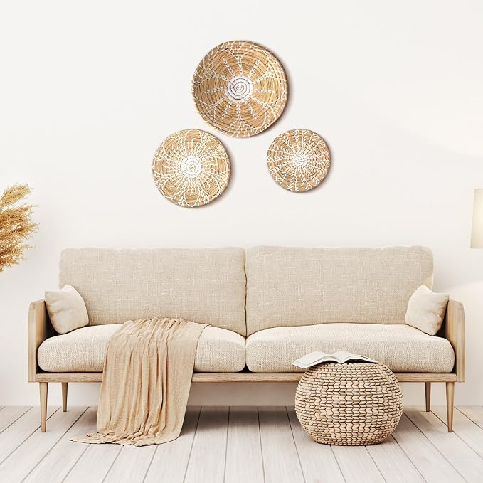 Glenmal 3 Pcs Boho Wall Basket Decor Decorative Bulrush Woven Basket Wall Decor Art Farmhouse Handmade Hanging Baskets with African Design for Living Room Display Table Settings Kitchen Home(Bright)