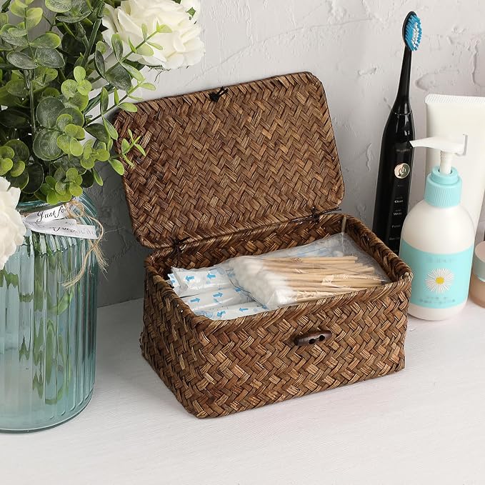 Small Wicker Basket with Lid, Handwoven Seagrass Organizer | Wicker Shelf Basket Rectangular Multipurpose Desktop Organizer Bin for Key, Remote Control, 7.0" x 4.3" x 3.3"
