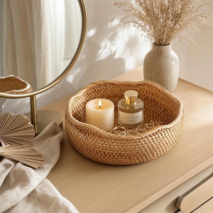 YANGQIHOME Rattan Bread Basket, Round Fruit Baskets, Wicker Storage Bowls, Natural Woven Serving Basket Bowls, Decorative Baskets for Kitchen Counter Organizing (Natural S)