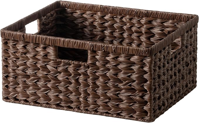 GRANNY SAYS Large Wicker Basket, Decorative Woven Basket for Storage, Waterproof Storage Basket Organizer, Wicker Storage Basket for Organizing, Brown Basket, 1-Pack