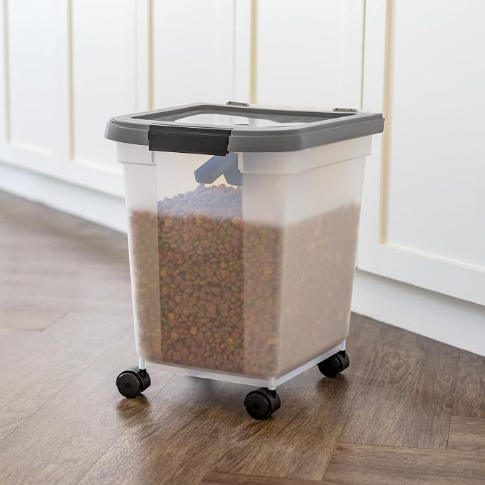IRIS USA Dog Food Storage Container, Up to 25 lbs, White, Made in USA | Includes 2-Cup Scoop & Wheels, Airtight Seal, BPA-Free, Bird Seed, Cat food, Chicken Feed, Treats, Keeps Kibble Fresh