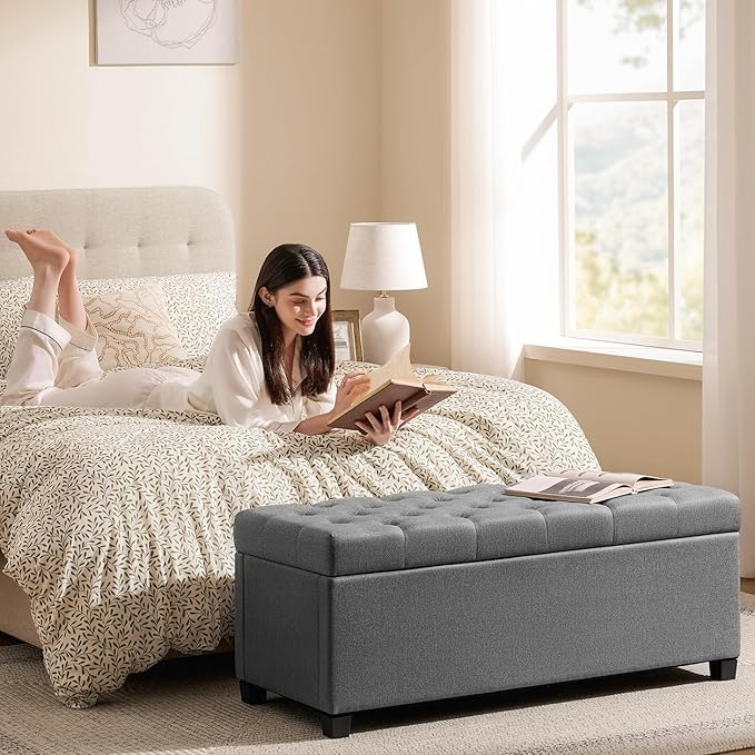 Living&Giving Storage Ottoman Bench for Bedroom, 47.2", Grey | 47.2-inch storage ottoman with safety hinge, tufted upholstered seat and spacious hidden storage for everyday organization.