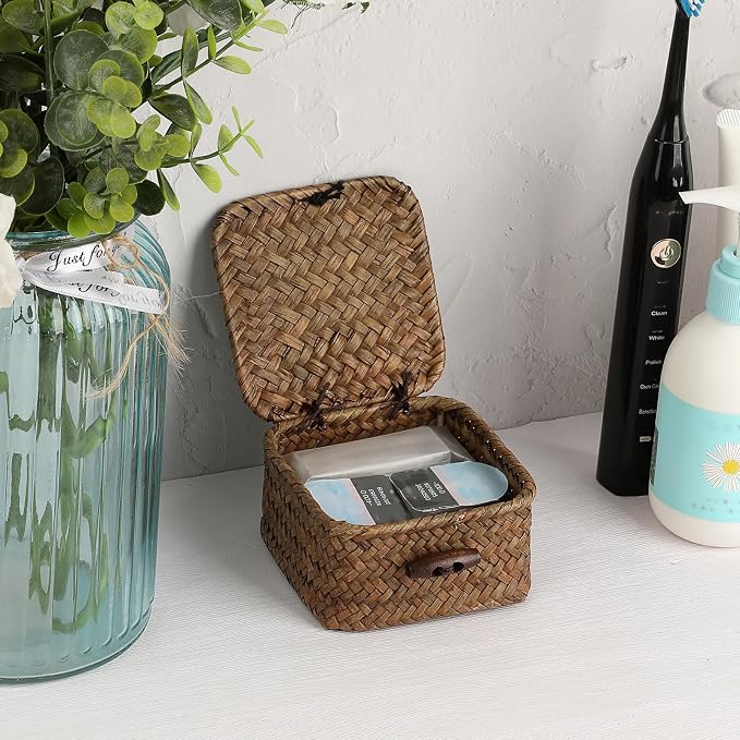 Small Wicker Basket with Lid, Square Seagrass Organizer | Handwoven Compact Storage Box for Key, Jewelry, Decorative Box for Shelf, Home Decor, 3.5"L x 3.5"W x 2"H