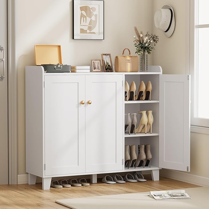 Shoe Storage Cabinet with 3 Doors and Adjustable Shelves，40 Inch Tall Farmhouse Flat-Shelf Wooden Shoe Cabinet，Shoe Rack Shoe Organizer Cabinet for Hallway Entryway Living Room （White）