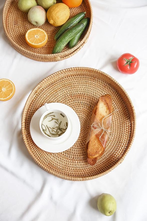 HITOMEN Hand-Woven Round Rattan Serving Tray Decorative Ottoman Wicker Platter with Handles for Coffee Table, Breakfast, Drinks, Snack, Bread, Fruit, Vegetables (Natural Set of 2: M+L)
