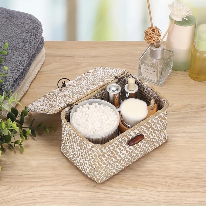 Hipiwe Wicker Shelf Basket Box Mini Seagrass Baskets with Lid,6.1"x4"x3.3" | Tabletop Basket Organizer for Shelf Bathroom Home Decor, Key Basket Holder Box for Entryway, Whitewash