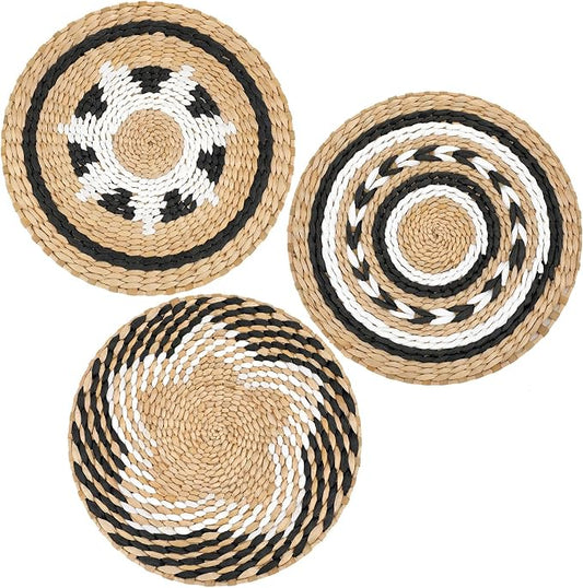 Glenmal 3 Pcs Boho Wall Basket Decor Decorative Bulrush Woven Basket Wall Decor Art Farmhouse Handmade Hanging Baskets with African Design for Living Room Display Table Settings Kitchen Home(Vivid)