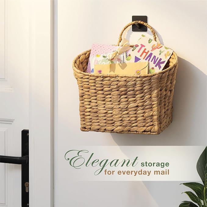 Set of 2 Wicker Hanging Baskets for Organizing, Front Door, Mail, Flowers - Woven Wall Baskets for Storage