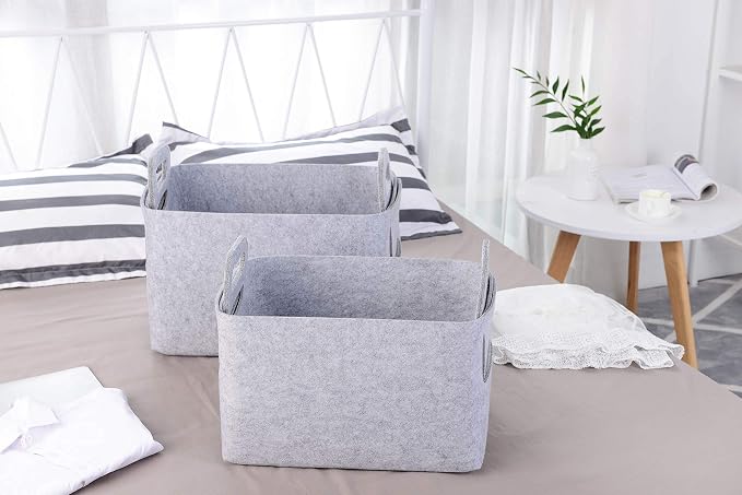 Minoisome Storage Basket Felt Storage Bin Collapsible& Convenient Box Organizer with Carry Handles for Office Bedroom Closet Babies Nursery Toys Laundry (Light grey, 15.7inch（L）×11inch（W）×10inch（H）)