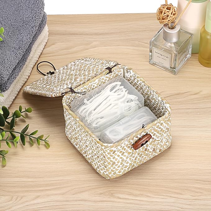 Hipiwe Small Seagrass Basket with Lid Handwoven Decorative Shelf Basket Mini Wicker Storage Box Multipurpose Desktop Organizer for Key Hair Ties, Whitewash 4.7" x 4.7" x 3"