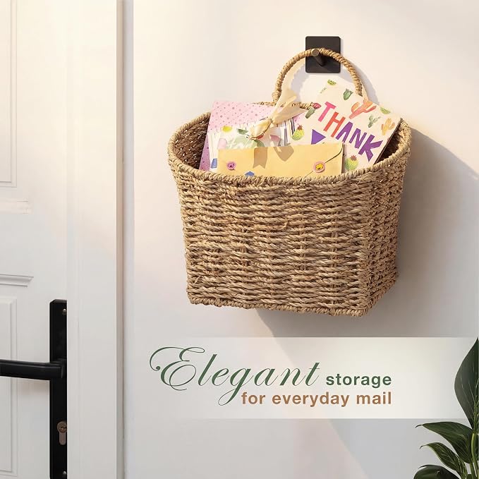 Set of 2 Seagrass Hanging Baskets for Organizing, Front Door, Mail, Flowers