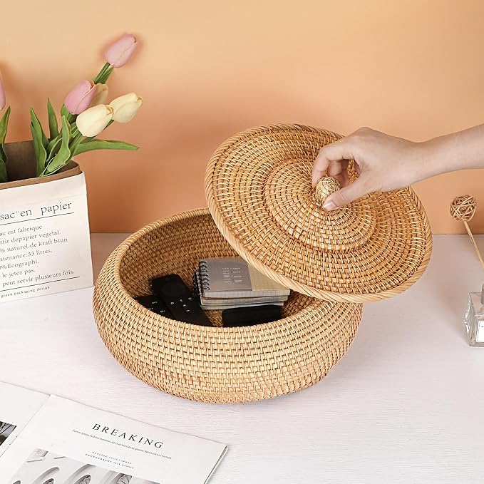 Hipiwe Round Rattan Boxes with Lid, X-Large Woven Bread Basket Natural Rattan Basket Wicker Storage Box Decorative Basket for Coffee Table Farmhouse Picnic Fruit Storage Basket