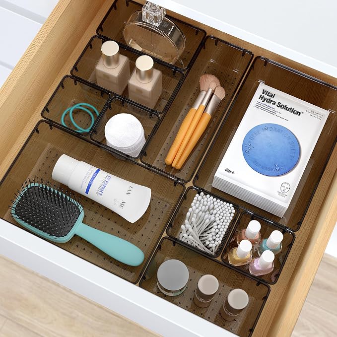 StorMiracle 28 PCS Clear Plastic Drawer Organizers Set, 4 Size Desk Drawer Organizer Trays for Makeup, Jewelry, Kitchen Utensils, Gadgets and Office Accessories, Black