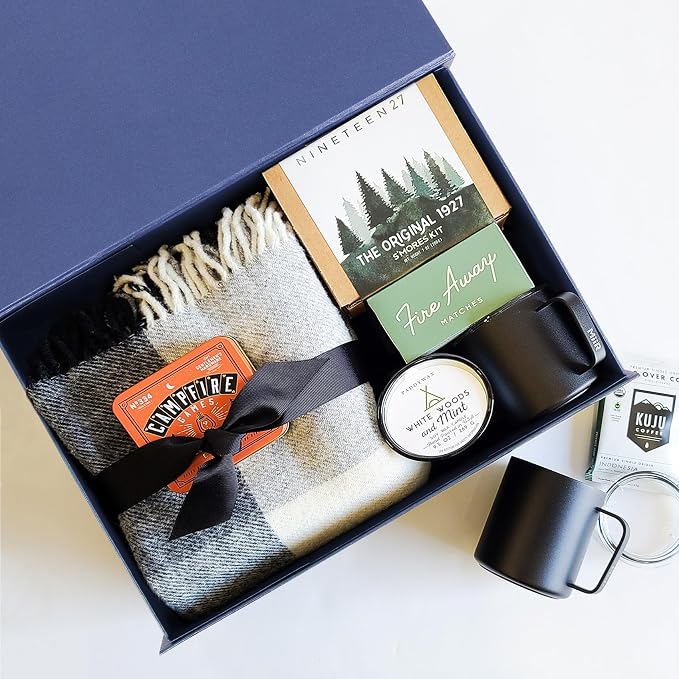 Aimyoo Navy Blue Magnetic Gift Boxes with Lids 10.5x7x3 in, Medium Bridesmaid Groomsman Proposal Box, Rectangle Collapsible Box for Present Graduation Birthday Storage 5 Pack