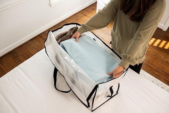 ClearSpace Oversized Moving Bags or Storage Bag – Large Moving Boxes with Backpack Straps, Zippers & Handles – Heavy-Duty Packing Bags for Moving, College Dorm, Christmas Decorations, 8 Pack.