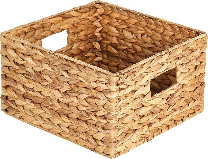 Honey-Can-Do Banana Leaf Storage Baskets –Water Hyacinth Woven Basket, Decorative Baskets for Shelves, Basket for Gifts, Closet, Pantry, and Home Organization, Set of 3, Multi-Size
