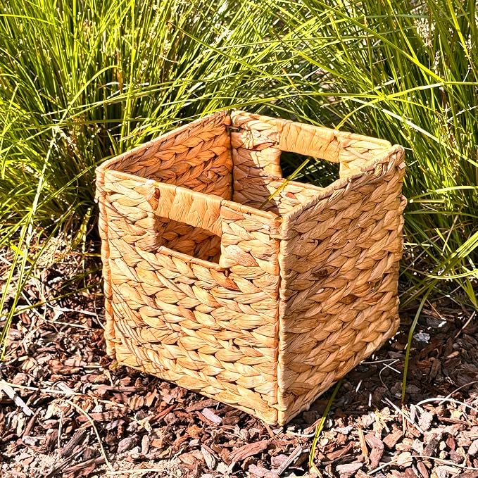 4 Decorative Hand-Woven Water Hyacinth Wicker Storage Basket, 9x9x9
