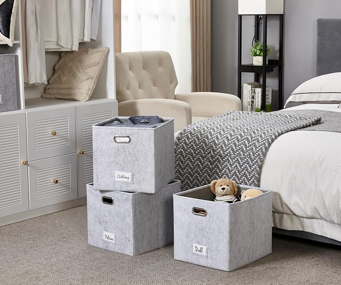DECOMOMO Felt Storage Bins, 13x15x13 Storage Cube Bins with Labels | 4 Pack Storage Baskets for Shelves, Kallax (Light Grey)