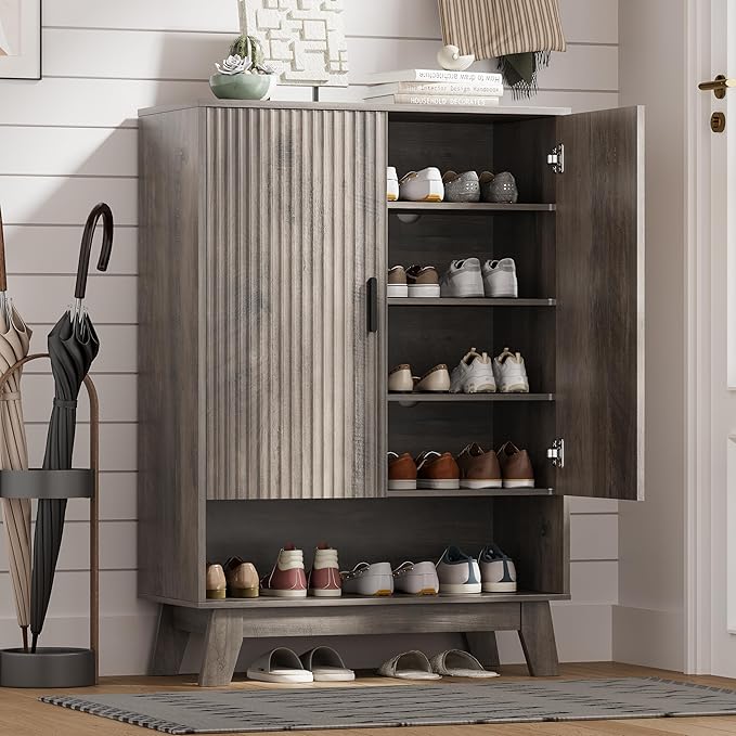 HUANLEGO Shoe Cabinet Storage for Entryway with Doors, Grey | 5 Tier Fluted Shoe Organizer with Adjustable Shelves, Shoe Storage with Wooden Legs, Freestanding Shoe Rack for Entryway